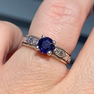 STERLING SILVER PURPLE SAPPHIRE RING